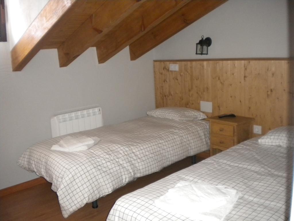 Hostal Rural Las Cuatro Calles San Martín del Pimpollar Eksteriør bilde