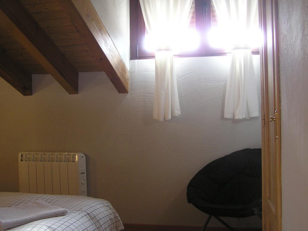 Hostal Rural Las Cuatro Calles San Martín del Pimpollar Eksteriør bilde