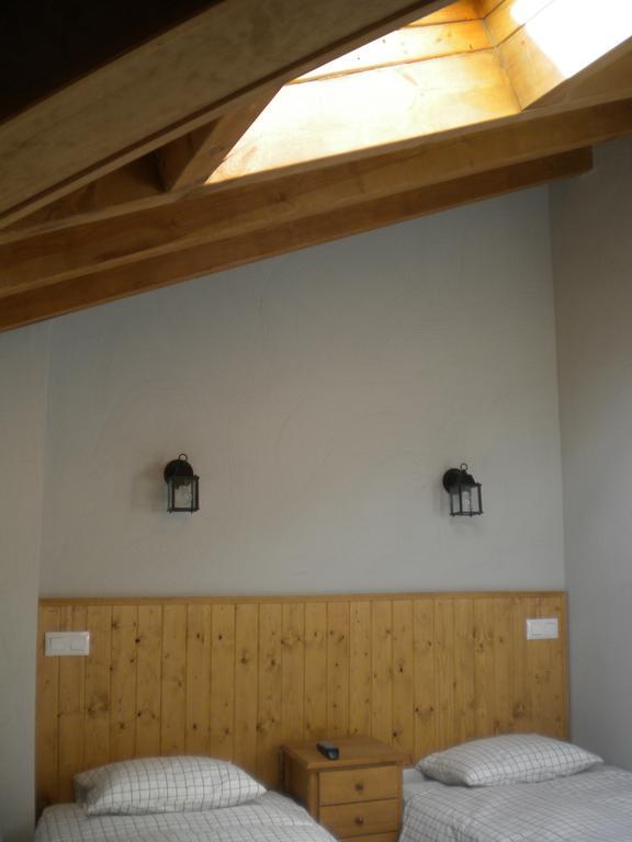 Hostal Rural Las Cuatro Calles San Martín del Pimpollar Rom bilde